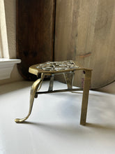 Load image into Gallery viewer, Antique Brass Footman