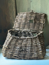 Load image into Gallery viewer, Vintage Creel Basket