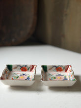 Load image into Gallery viewer, Japanese Imari Porcelain Trinket Dish