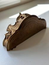 Load image into Gallery viewer, Vintage Florentine Style Shelf