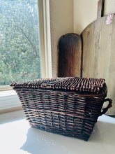 Load image into Gallery viewer, Vintage Lidded Basket