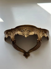 Load image into Gallery viewer, Vintage Florentine Style Shelf