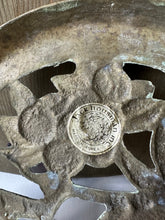 Load image into Gallery viewer, Antique Brass Footman