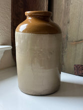 Load image into Gallery viewer, Brown Two Tone Stoneware