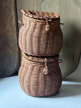 Load image into Gallery viewer, Vintage Fishing Creel Basket A