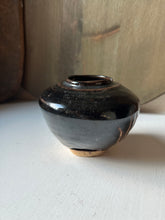 Load image into Gallery viewer, Artisan Drip Glazed Vessel