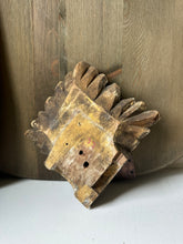 Load image into Gallery viewer, Vintage Architectural Salvage Filigree