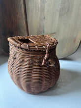 Load image into Gallery viewer, Vintage Fishing Creel Basket A