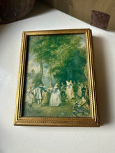 Load image into Gallery viewer, Vintage Jewelry Keepsake Box