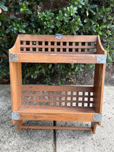 Load image into Gallery viewer, Wooden Lattice Shelf