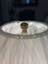 Load image into Gallery viewer, Vintage Hand Painted Chinoiserie Ginger Urn Table Lamp