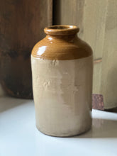 Load image into Gallery viewer, Brown Two Tone Stoneware