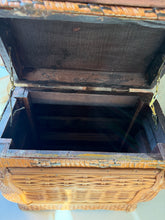 Load image into Gallery viewer, Small Table Top Wicker Chest