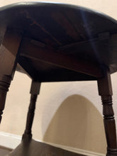 Load image into Gallery viewer, Antique Englsih Cricket Table
