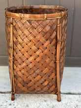 Load image into Gallery viewer, Vintage Japanese Ikebana Woven Basket