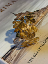 Load image into Gallery viewer, Gold Floral Cuff
