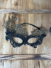 Load image into Gallery viewer, Decorative Face Mask
