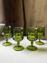 Load image into Gallery viewer, MCM Indiana Glass Kings Crown Thumbprint Glass Set

