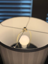Load image into Gallery viewer, Orange Ginger Jar Style Lamp
