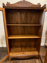 Load image into Gallery viewer, Victorian Quarter Sawn Antique Oak Bookcase
