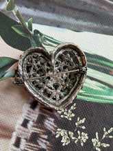 Load image into Gallery viewer, Heart Brooch Pin
