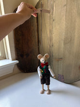 Load image into Gallery viewer, Marionette Mouse Mick
