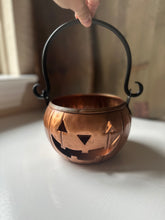 Load image into Gallery viewer, Metal Jack O Lantern Bucket
