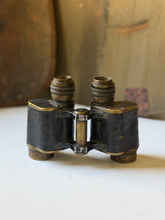 Load image into Gallery viewer, WWI Hunsicker &amp; Alexis Paris Military Binoculars
