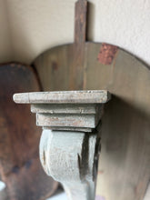 Load image into Gallery viewer, Ornate Decorative Corbel Shelf
