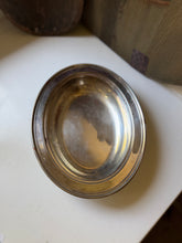 Load image into Gallery viewer, Castle Silver Co. Silverplated Oval Serving Dish
