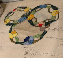 Load image into Gallery viewer, Vintage Applique Linen Hand Stitched Pansy Doilies
