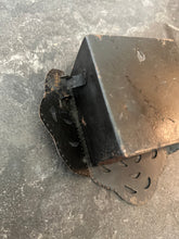 Load image into Gallery viewer, Spanish Metal Candle Holder Sconce
