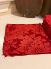 Load image into Gallery viewer, Poinsettia Napkin Set
