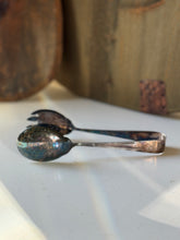 Load image into Gallery viewer, Sheffield England Salad Tongs
