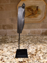 Load image into Gallery viewer, Ornate Acanthus On Stand A
