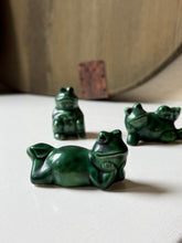 Load image into Gallery viewer, Vintage Ceramic Frog Trio
