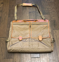Load image into Gallery viewer, Vintage Hartmann Garment Bag
