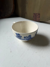 Load image into Gallery viewer, Vintage Lakeview Japan Cup
