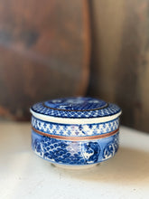 Load image into Gallery viewer, Vintage Japanese Porcelain Trinket Box
