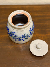 Load image into Gallery viewer, Salmon Falls Stoneware Sugar Bowl
