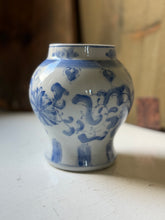 Load image into Gallery viewer, Vintage Chinese Blue &amp; White Porcelain Vase Jar

