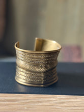 Load image into Gallery viewer, Vintage Brass Bohemian Cuff
