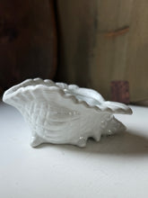 Load image into Gallery viewer, Vintage Ceramic Conch Planter
