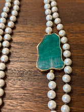 Load image into Gallery viewer, Pearl &amp; Stone Necklace
