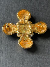 Load image into Gallery viewer, Vintage Black Enamel Maltese Cross Brooch
