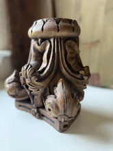 Load image into Gallery viewer, Ornate Architectural Half Capital

