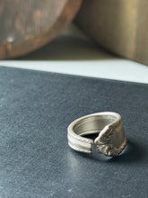 Load image into Gallery viewer, Utensil Ring B
