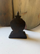 Load image into Gallery viewer, Finial Bookend
