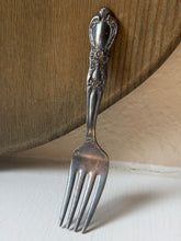 Load image into Gallery viewer, 1847 Rogers Bros Silverplate Fork
