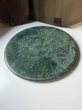 Load image into Gallery viewer, Green Marble Like Riser

